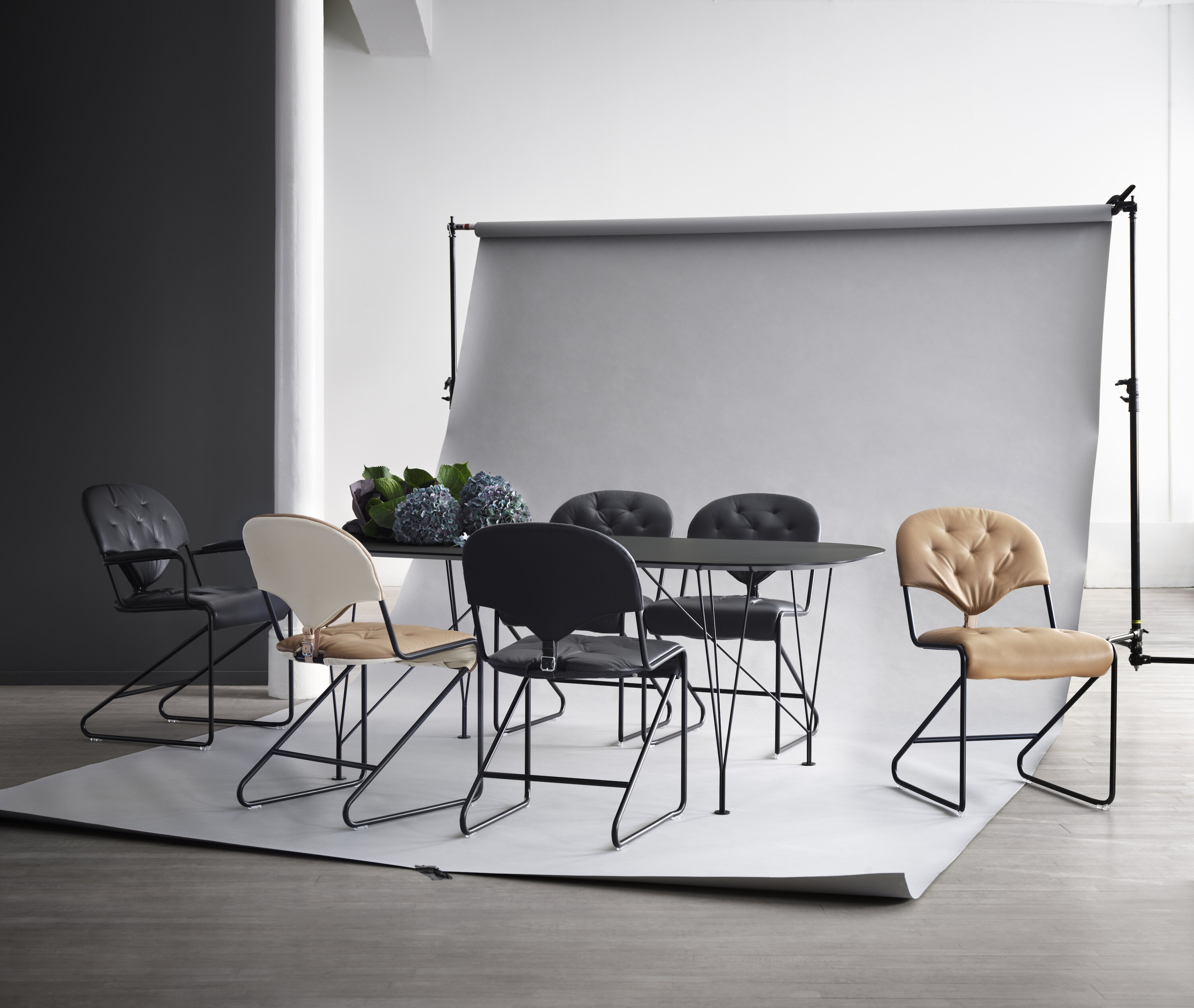 Inter dining black  black